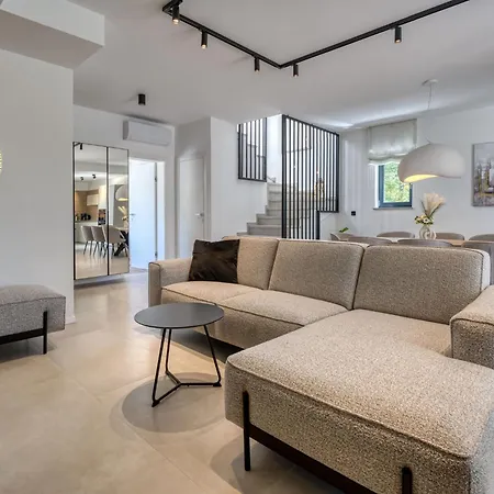 Villa Dream By Interhome Dobrinj